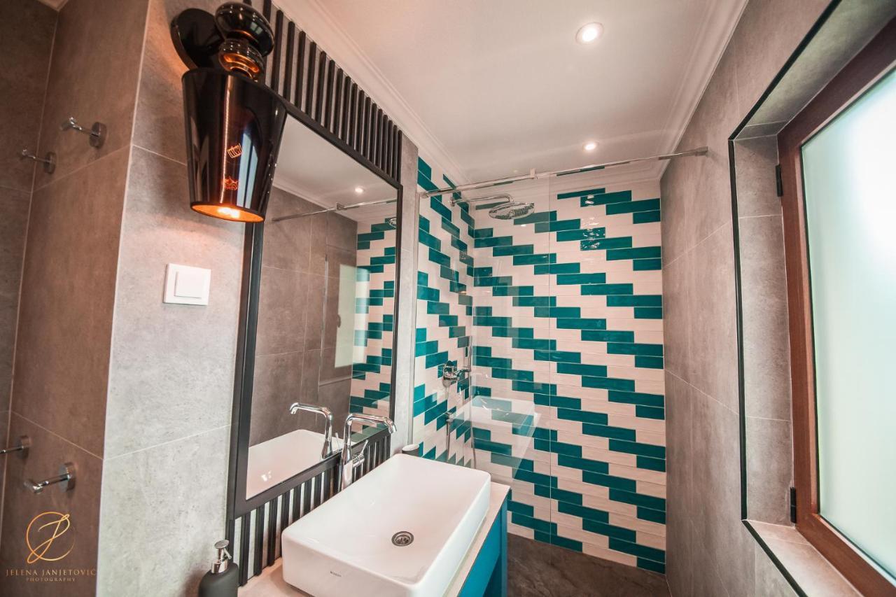 Barka B'N'B - Elegant Seaview Rooms Herceg Novi Exteriör bild