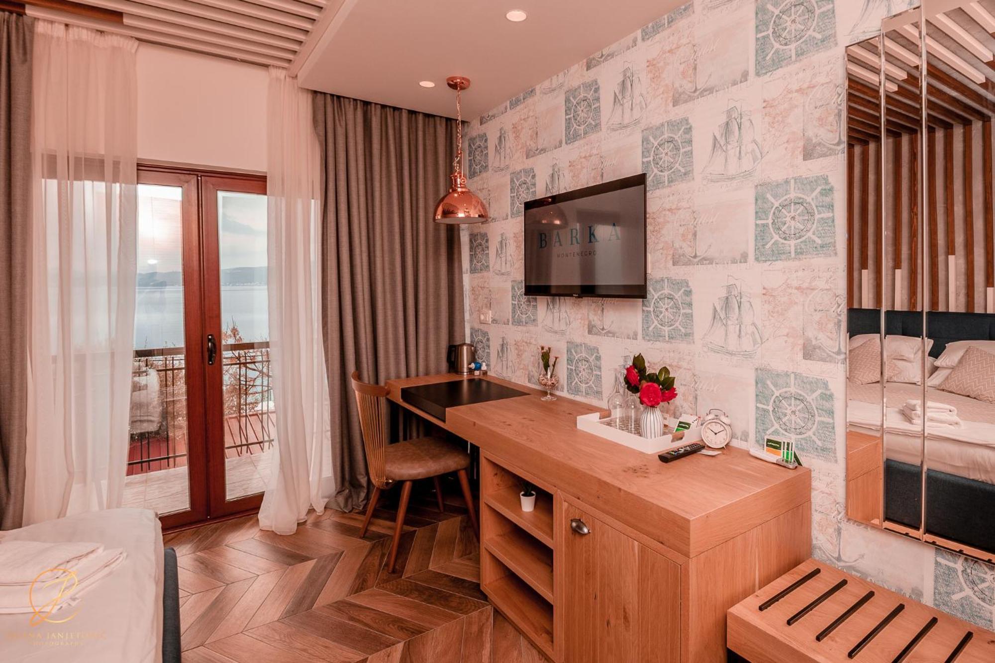 Barka B'N'B - Elegant Seaview Rooms Herceg Novi Rum bild