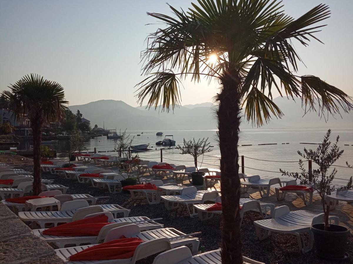 Barka B'N'B - Elegant Seaview Rooms Herceg Novi Exteriör bild