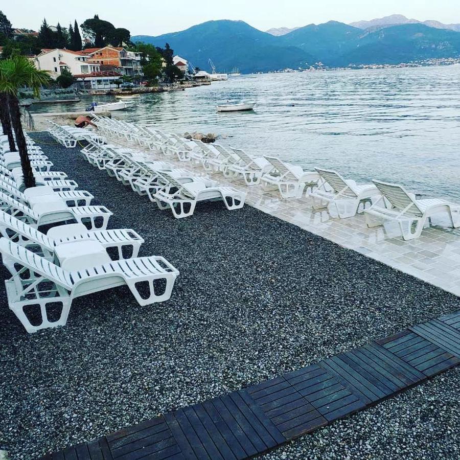 Barka B'N'B - Elegant Seaview Rooms Herceg Novi Exteriör bild